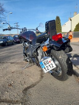 Suzuki VS1400 Intruder - 6