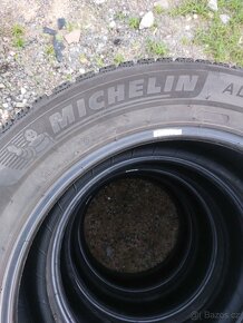 Prodám sadu zimních pneu Michelin 225/55 R17 - 6