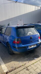 VW Golf - 6