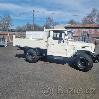 Toyota Land Cruiser BJ45 - 6