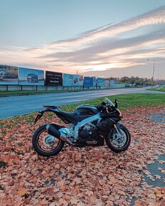 Aprilia RSV4 RR - 6