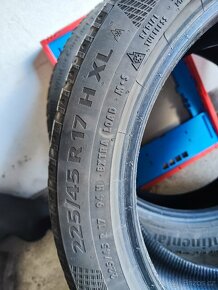 Zimní pneumatiky 225/45 r17 - 6