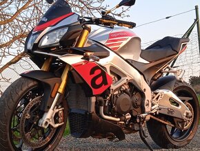 Aprilia tuono 1100 R V4 - 6