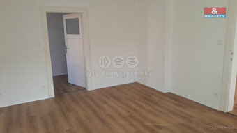 Pronájem bytu 3+1v rodinném domě, 85 m² - 6