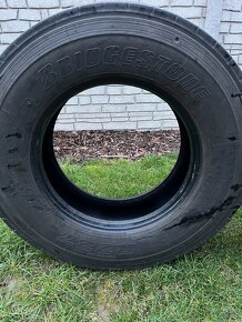 285/70R19,5 - 6