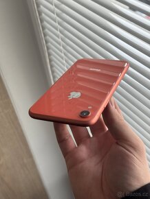 iPhone XR 64GB hezký stav - 6