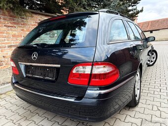 MERCEDES-BENZ E 2.2 CDi T Avantgarde ☆ automat ☆ šíbr - 6