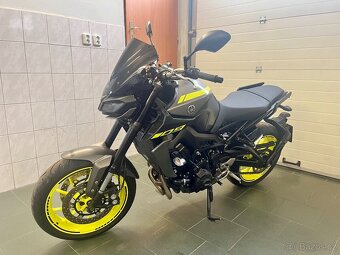 Yamaha MT09 - 6