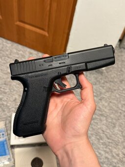 Glock 17 + kuličky, terče - 6