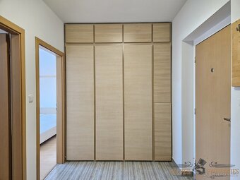 Pronájem 2+kk,  Hradec Králové - Malšovice, ev.č. 00319-5 - 6