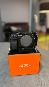 Sony Alpha A7C II tělo (NOVÉ) - 6