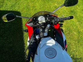 Prodám HONDA CBR 125 R - 6