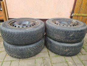 Zimní kola 4x100 Renault stred 60,195/65/15 - - 6