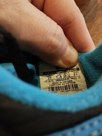 Prodám kopačky sálovky zn. Nike, vel. 33,5. - 6