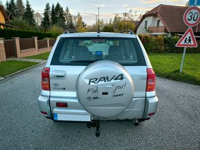 TOYOTA RAV4 2.0 D-4D 85kw, 4X4, r.v. 2003, VÝBORNÝ STAV - 6