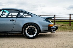 Porsche 911 Carrera 3,2 - 6