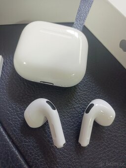 Sluchátka Apple AirPods 4(ANC) (MXP93ZM/A) zánovní - 6