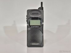 Mobilní telefon pro sběratele rarita - MOTOROLA MICROTAC 4 - 6