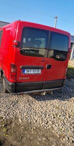 Prodám Renault master 2.2 dci rok 2001 - Cena 25000Kč - 6