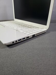 Dvojice notebooků – HP a Toshiba s kompletním balením - 6