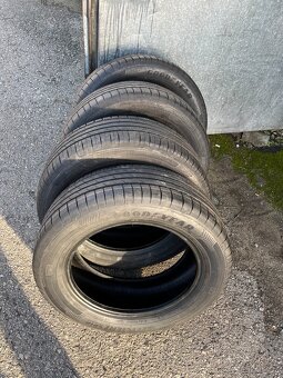 Nejeté letní pneu. GOODYEAR 215/60 R17 100H - 6