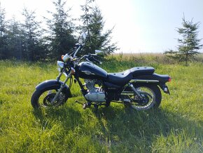 Suzuki GZ Marauder 125 - 6