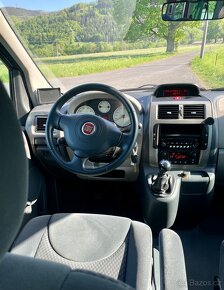 Fiat Scudo panorama 2.0 HDi 94kW 8 míst - 6