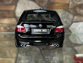 BMW M5 E61 Touring Black 1:18 - 6