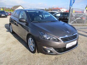 PEUGEOT 308 1,6BlueHDI SW ALLURE Panorama 2015 - 6