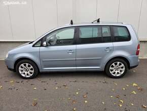 VW Touran 2.0 TDI 103kW,1.Majitel,Xenon,Highline,Tažné,Servi - 6