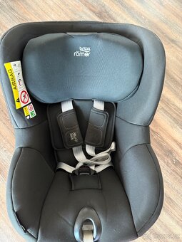 Autosedačka Britax Römer Dualfix M i-Size – otočná 360° - 6