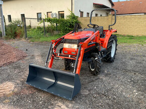 Malotraktor Kubota GL 241 Grandel s nakladačem - 6