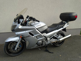 YAMAHA FJR 1300 - 6