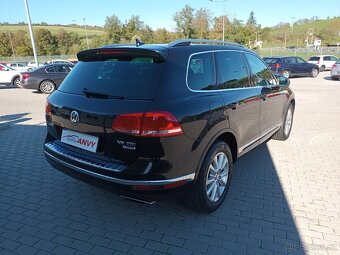 Volkswagen Touareg 3,0 V6TDI,ČR,1MAJ,SERVISKA,KŮŽ - 6