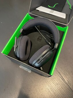 Razer Blackshark V2 Pro Wireless Gaming Headset - 6