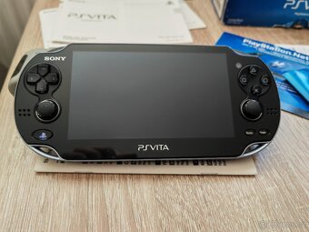 Playstation Vita Oled (cfw) 32gb - 6