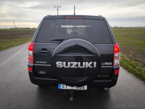 suzuki grand vitara 2,0i 4X4 - 6