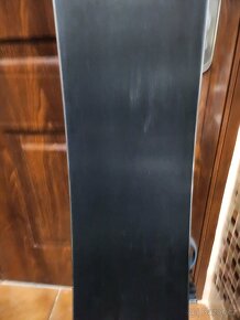 Prodám úplně nový snowboard TRANS 151cm dlouhý. - 6