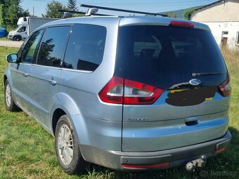 Rozprodám Ford Galaxy 2.0 tdci 103kw 2008 - 6