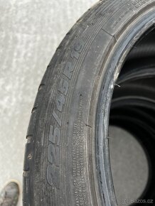 Zimní pneu 225/45 R19 96W, Toyo, vzorek 5 mm - 6