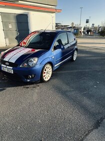 Ford fiesta ST150 - 6