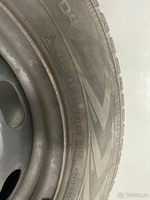 4x zimní Nokian 185/65 R15 pneu včetně plechového disku - 6