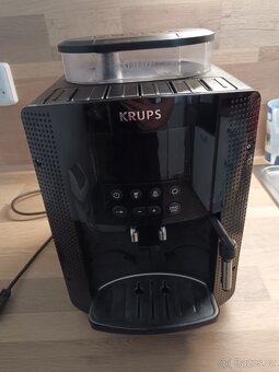 Prodám automatický kávovar Krups - 6