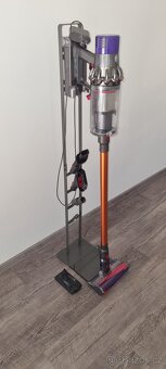 Aku vysavač Dyson V10 - 6