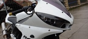 Yamaha YZF R6 - 6