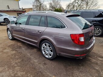 Škoda Superb 2,0TDI 125KW ELEGANCE - 6