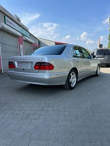 Mercedes E270 cdi (59.000km) - 6