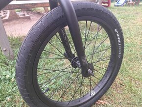 kolo BMX - 6