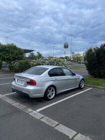 BMW E90 330i - 6