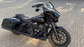 Harley Davidson Street Glide Special - 6